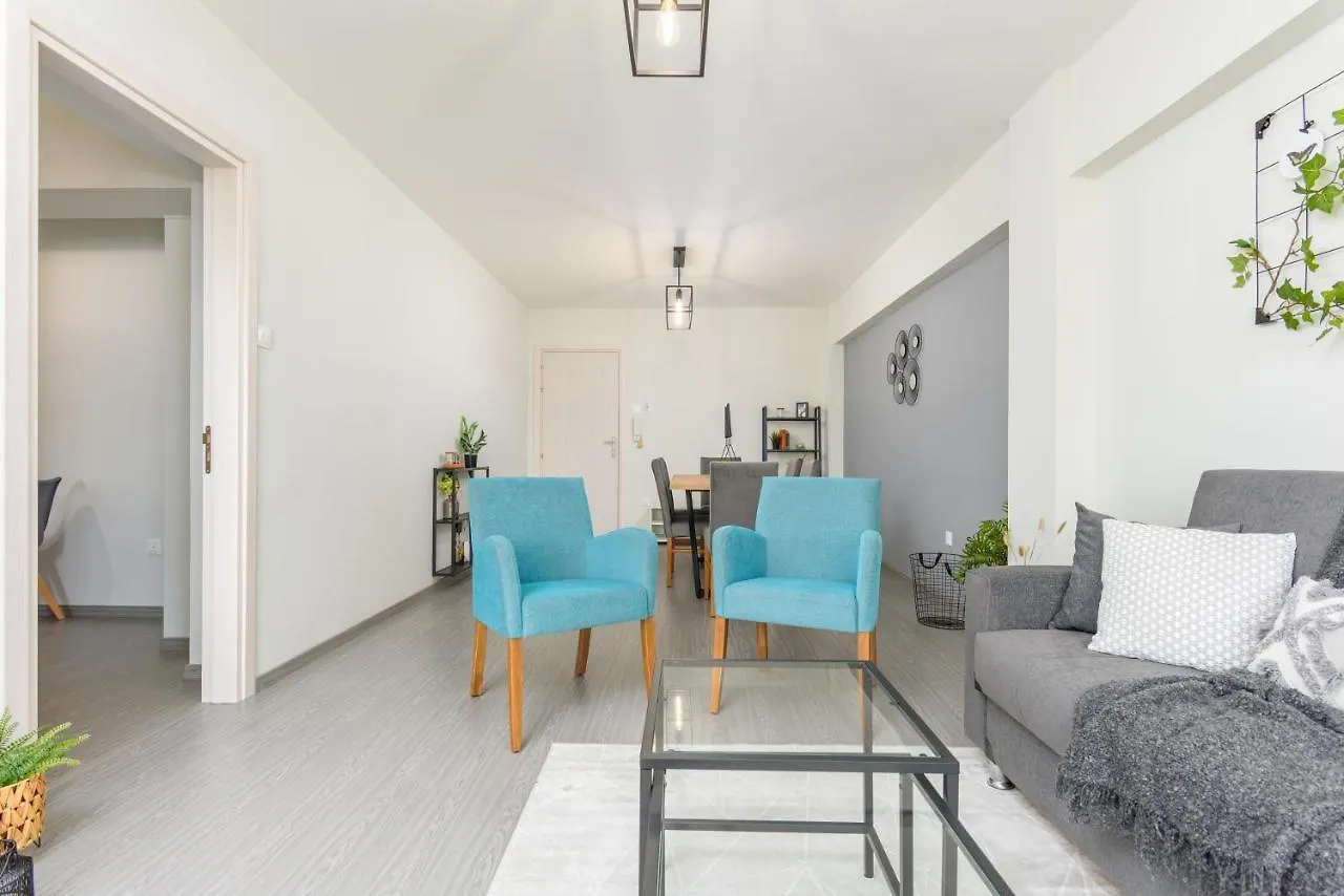 Amore 2-Br Apt By Finikoudes Lárnaca Chipre