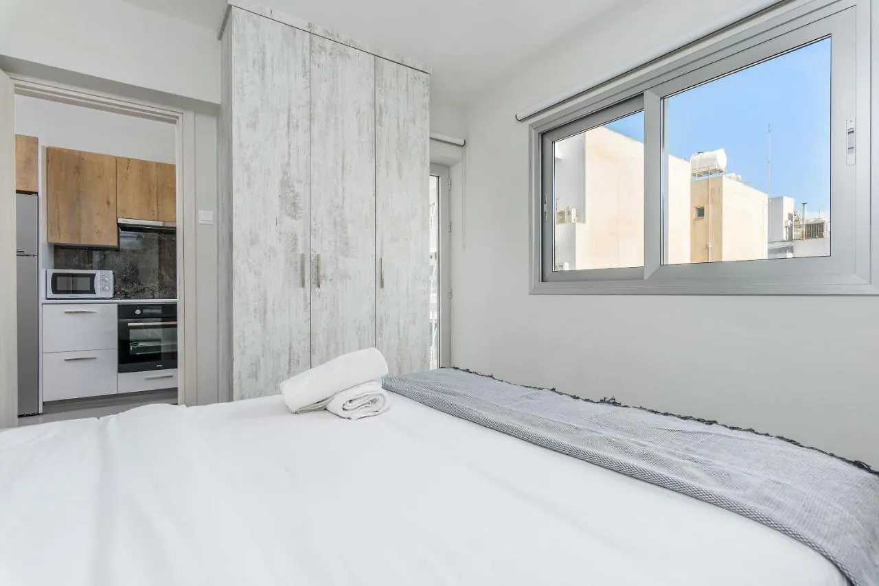 Amore 2-Br Apt By Finikoudes Lárnaca Chipre