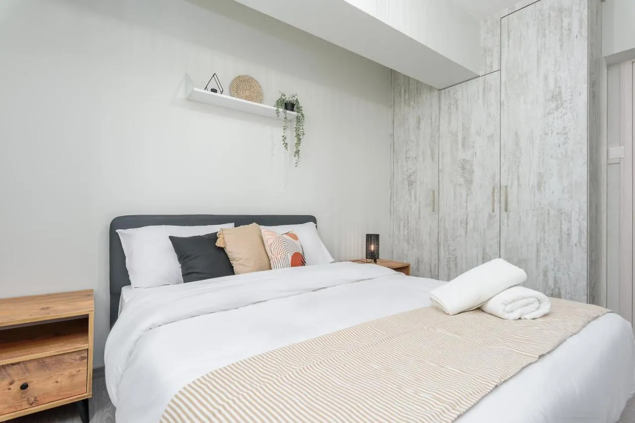 Amore 2-Br Apt By Finikoudes Lárnaca Apartamento